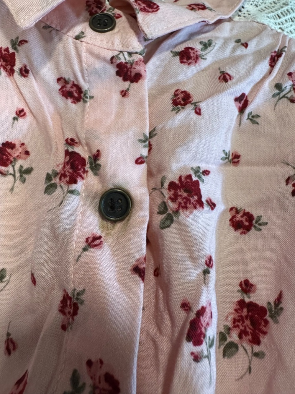 Button down blouses 2 - Picture 8 of 8